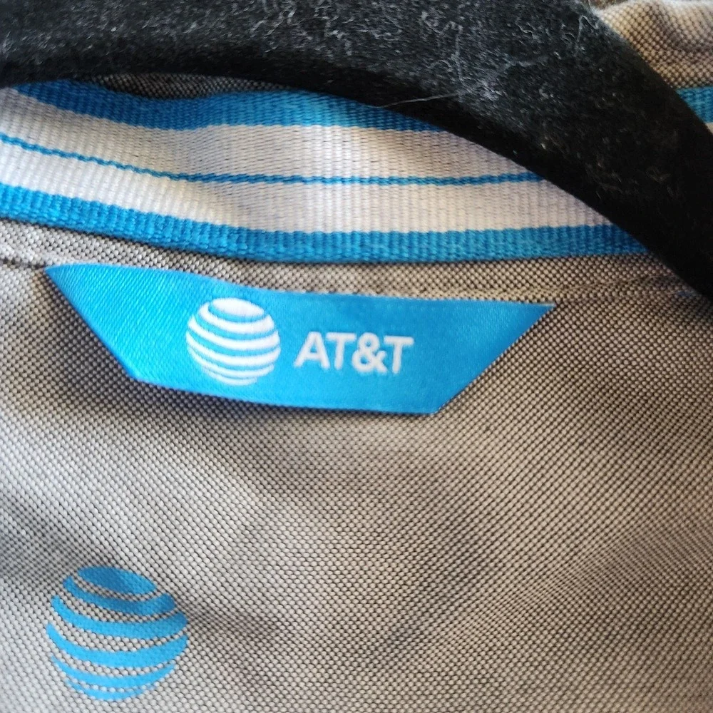 AT&T Employee Work Uniform Short Sleeve Button Down Shirt Logo Size M - Picture 3 of 8